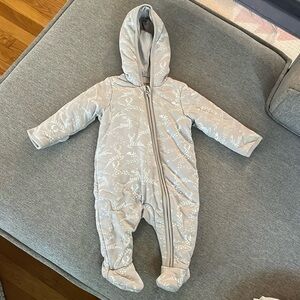 Burts Bees Hooded Bunting